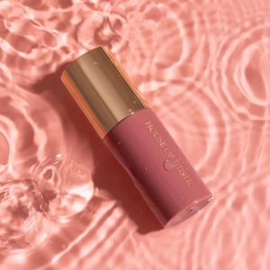 ملمع الشفاه بلون البرقوق - الصورة 2